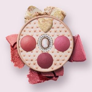 Pat McGrath x Bridgerton Blushing Delights Cheek Palette